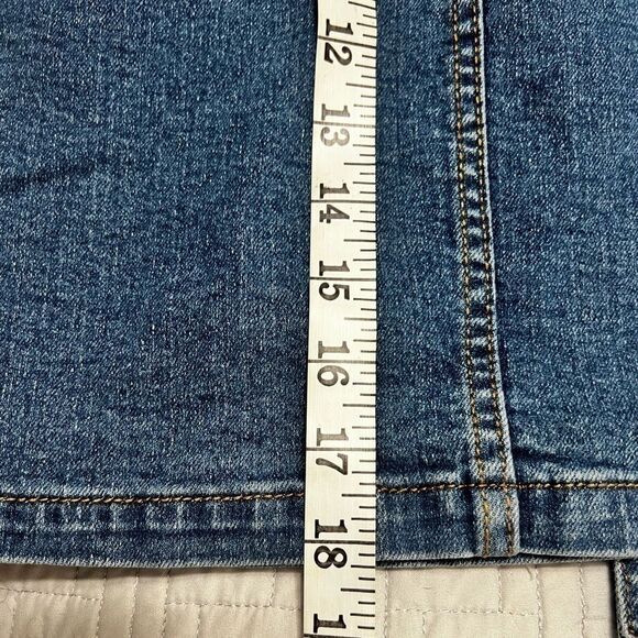 Naf Naf  denim, Skirt, Stone blue I’ll size 36 us size 6 pockets pearl button - Picture 8 of 14